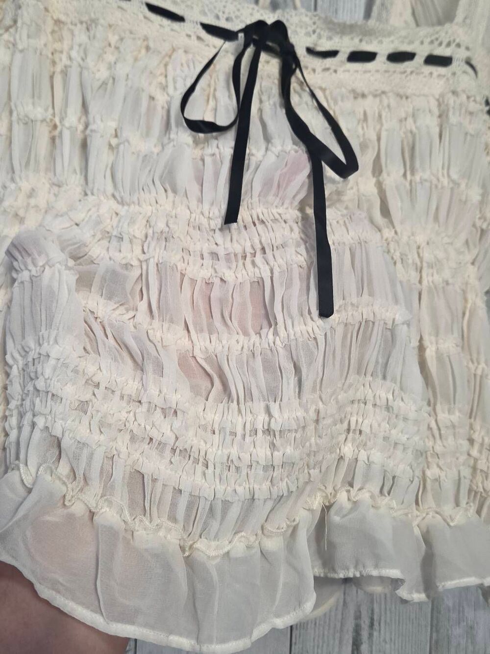 Kimchi Blue Serenade Babydoll Sheer Ruffle Peasant Blouse Sz. L - Picture 5 of 7